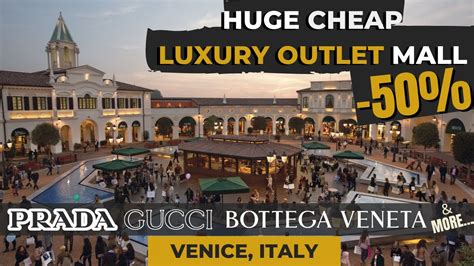 venice outlet stores.